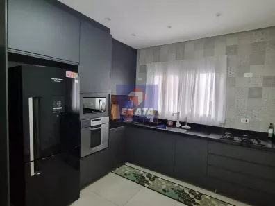 Sobrado com 3 Quartos à venda, 220m² no Jardim Vila Galvão, Guarulhos