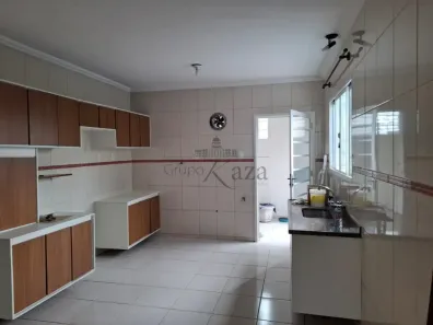 Casa com 3 Quartos à venda, 110m² no Parque Industrial, São José dos Campos