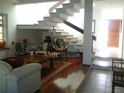 Sobrado com 4 Quartos à venda, 330m² no Jardim das Colinas, São José dos Campos