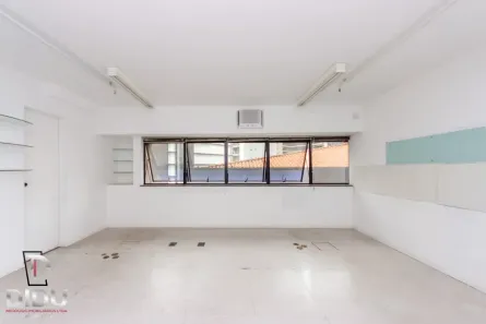 Sala Comercial à venda, 44m² no Vila Olímpia, São Paulo