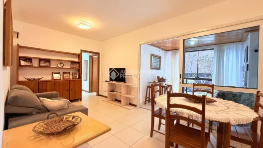 Apartamento com 3 Quartos à venda, 99m² no Passo da Areia, Porto Alegre
