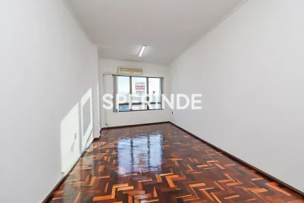 Sala Comercial para alugar, 29m² no Passo da Areia, Porto Alegre