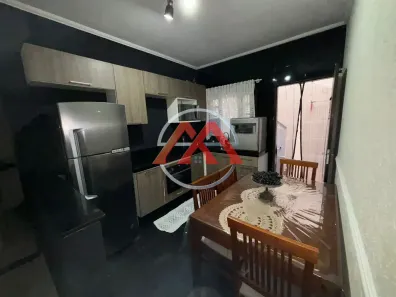 Sobrado com 4 Quartos à venda, 220m² no Vila Tolstoi, São Paulo