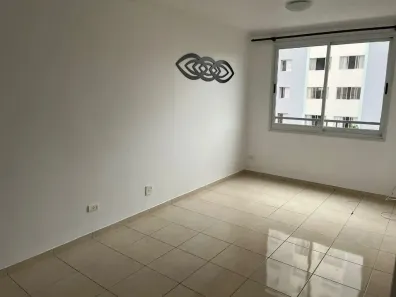 Apartamento com 2 Quartos à venda, 55m² no Jardim Ester Yolanda, São Paulo