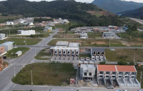 Lote/Terreno à venda, 358m² no Forquilhas, São José