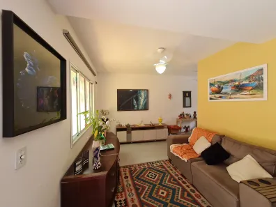 Sobrado com 2 Quartos à venda, 76m² no Maitinga, Bertioga