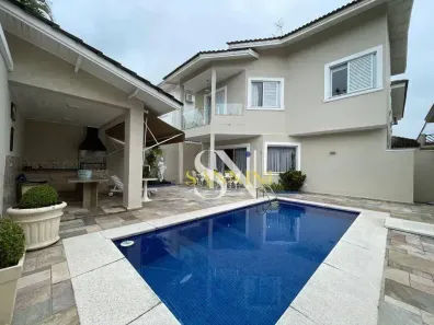 Casa de Condomínio com 4 Quartos para alugar, 390m² no Alphaville, Santana de Parnaíba