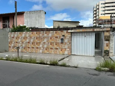 Casa com 4 Quartos à venda, 300m² no Pitanguinha, Maceió