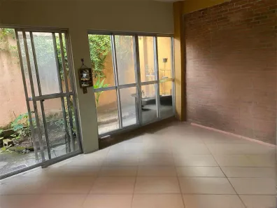 Casa com 3 Quartos à venda, 137m² no Centro, Pelotas