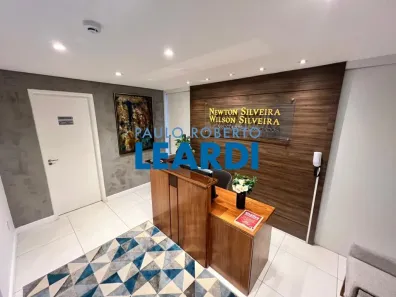Sala Comercial à venda, 100m² no Cerqueira César, São Paulo