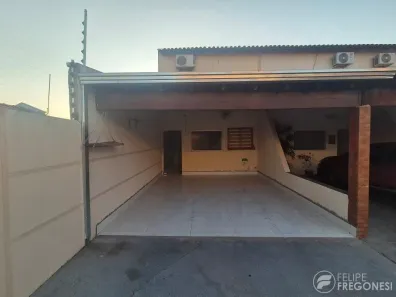 Casa com 2 Quartos para alugar, 50m² no Jardim Estoril, Presidente Prudente