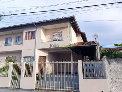 Apartamento com 3 Quartos para alugar, 102m² no Centro, Palhoça