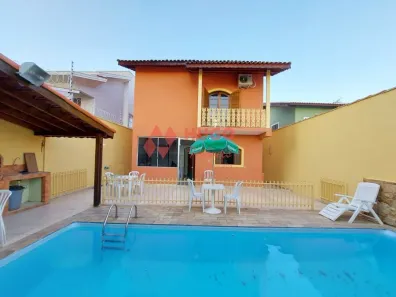 Sobrado com 4 Quartos à venda, 210m² no Parque Residencial Eldorado, Caçapava