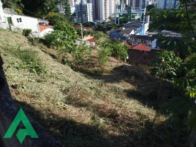 Lote/Terreno à venda, 750m² no Victor Konder, Blumenau