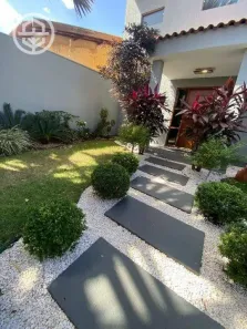 Casa com 4 Quartos à venda, 195m² no Jardim Universitário, Barretos