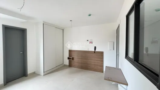 Kitnet com 1 Quarto para alugar, 23m² no Santa Terezinha, Santo André