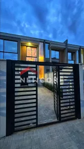Sobrado com 3 Quartos à venda, 105m² no Ingleses do Rio Vermelho, Florianópolis