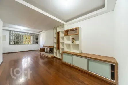 Sobrado com 4 Quartos à venda, 179m² no Três Figueiras, Porto Alegre