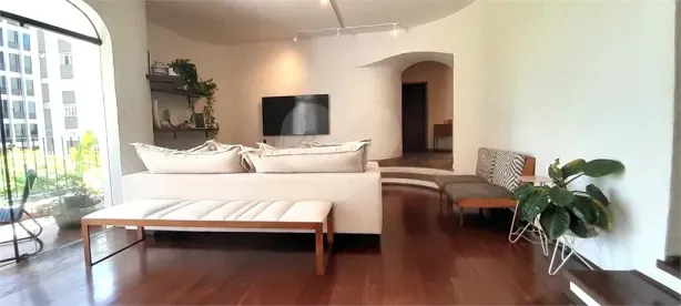 Apartamento com 3 Quartos à venda, 196m² no Jardim Europa, São Paulo