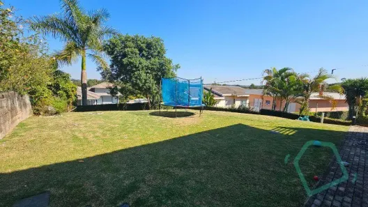 Casa de Condomínio com 3 Quartos à venda, 200m² no Chácara Moinho Velho, Carapicuíba