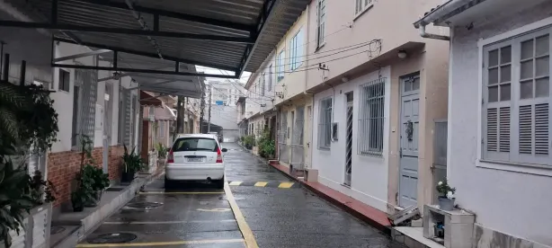 Casa com 2 Quartos para alugar, 60m² no Praça Seca, Rio de Janeiro