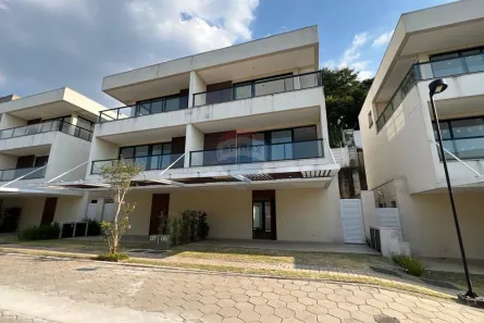 Casa de Condomínio com 4 Quartos à venda, 215m² no Tanquinho, Santana de Parnaíba