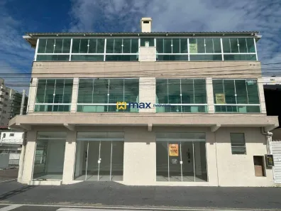 Apartamento com 1 Quarto para alugar, 32m² no Centro, Navegantes