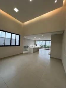 Casa de Condomínio com 3 Quartos à venda, 155m² no Grand Ville, Uberlândia