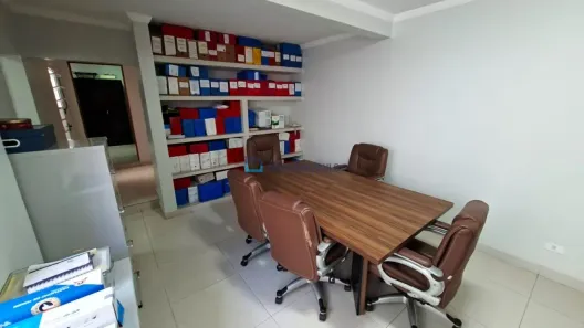 Prédio Comercial para alugar, 200m² no Saúde, São Paulo