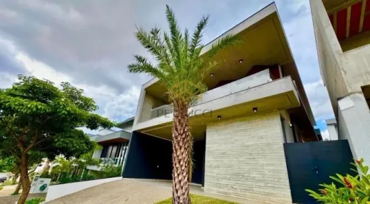 Sobrado com 3 Quartos à venda, 306m² no Swiss Park, Campinas