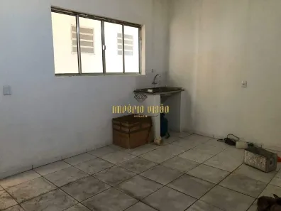 Sala Comercial para alugar, 38m² no Vila Figueira, Suzano