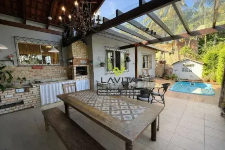 Casa com 3 Quartos à venda, 210m² no Salto do Norte, Blumenau