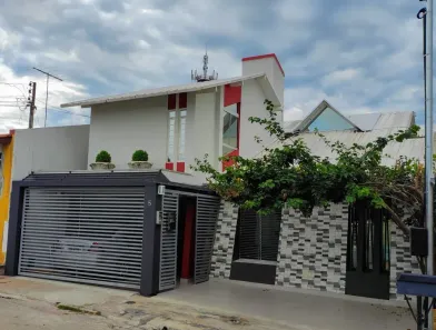 Sobrado com 7 Quartos à venda, 280m² no Parque Cuiabá, Cuiabá
