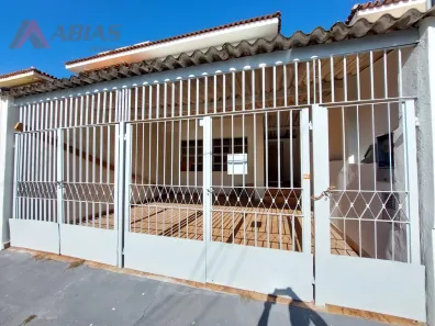 Casa com 3 Quartos para alugar, 117m² no Vila Brasília, São Carlos