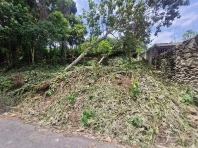 Lote/Terreno à venda, 330m² no Vila Diva, Carapicuíba