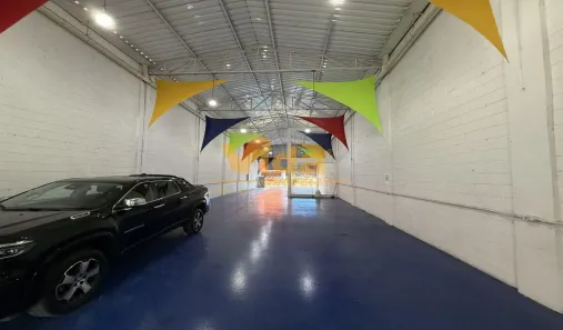Galpão/Depósito/Armazém para alugar, 550m² no km 18, Osasco