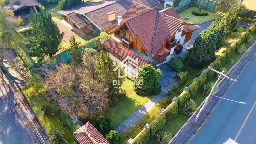 Casa com 3 Quartos à venda, 1000m² no J Elizabete, Campos do Jordão
