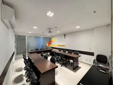 Sala Comercial para alugar, 138m² no Centro, Divinópolis