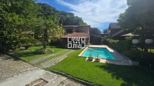 Casa de Condomínio com 4 Quartos à venda, 200m² no Sapê, Niterói