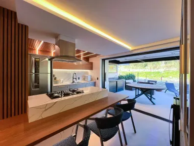 Apartamento com 2 Quartos à venda, 70m² no Quatro Ilhas, Bombinhas