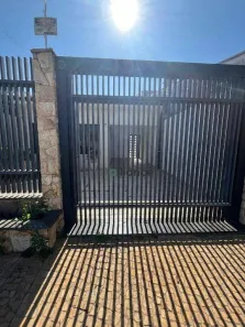 Casa com 2 Quartos à venda, 106m² no Parque Novo Mundo, Americana