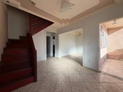 Casa com 2 Quartos à venda, 77m² no Brasil Industrial (Barreiro), Belo Horizonte