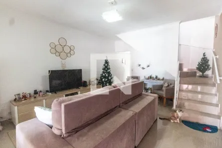 Casa com 3 Quartos à venda, 200m² no Vila Romero, São Paulo