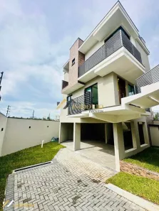 Sobrado com 3 Quartos à venda, 180m² no Tingui, Curitiba
