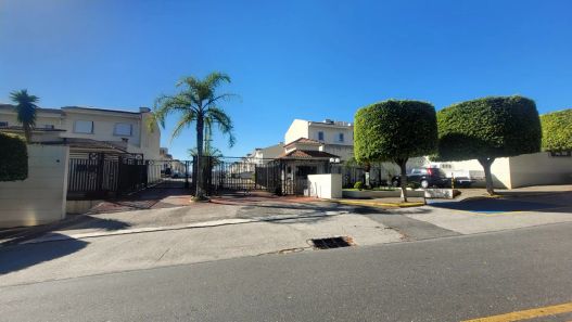 Casa de Condomínio com 3 Quartos à venda, 143m² no Demarchi, São Bernardo do Campo