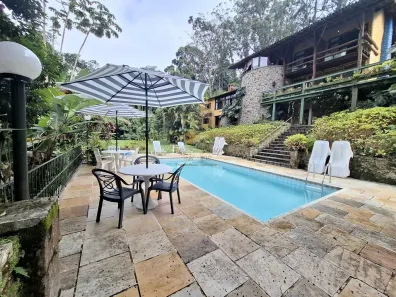 Imóvel Comercial com 7 Quartos à venda, 2772m² no Granja Guarani, Teresópolis