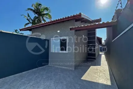 Casa com 2 Quartos à venda, 72m² no Josedy, Peruíbe