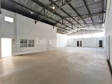 Galpão/Depósito/Armazém para alugar, 310m² no Navegantes, Porto Alegre