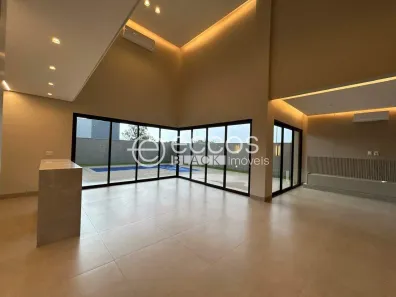 Casa de Condomínio com 4 Quartos à venda, 380m² no Jardim Sul, Uberlândia