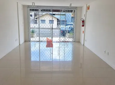 Sala Comercial para alugar, 49m² no Dom Bosco, Itajaí
